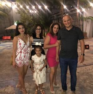 Meet your Posher, Maritza